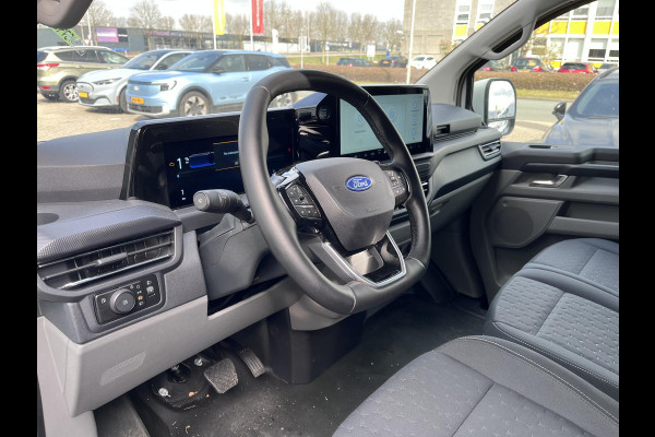 Ford Transit Custom 320 2.5 PHEV L1H1 Limited | Stoelverwarming | Camera | 2.300kg trekgewicht