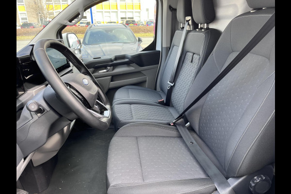 Ford Transit Custom 320 2.5 PHEV L1H1 Limited | Stoelverwarming | Camera | 2.300kg trekgewicht