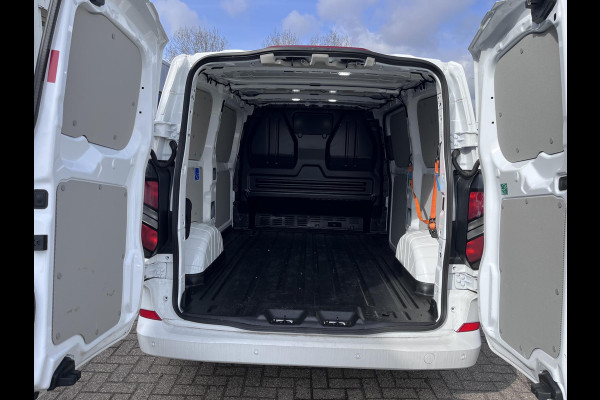 Ford Transit Custom 320 2.5 PHEV L1H1 Limited | Stoelverwarming | Camera | 2.300kg trekgewicht