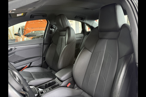 Audi A3 Limousine 30 TFSI Business edition | Carplay | Virtual cockpit |