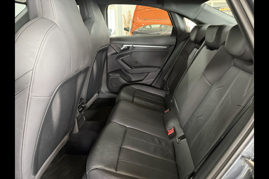 Audi A3 Limousine 30 TFSI Business edition | Carplay | Virtual cockpit |