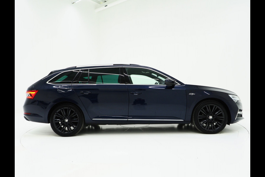 Škoda Superb Combi 1.4 TSI iV Laurin & Klement | Panoramadak | Canton | Trekhaak | Leder | 360 | Keyless | Adaptive Cruise | Carplay