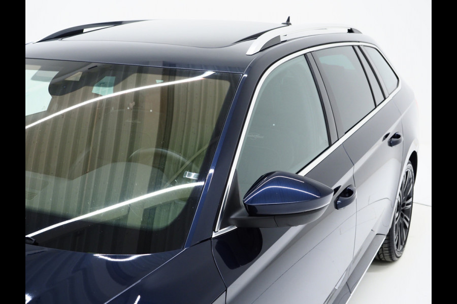 Škoda Superb Combi 1.4 TSI iV Laurin & Klement | Panoramadak | Canton | Trekhaak | Leder | 360 | Keyless | Adaptive Cruise | Carplay
