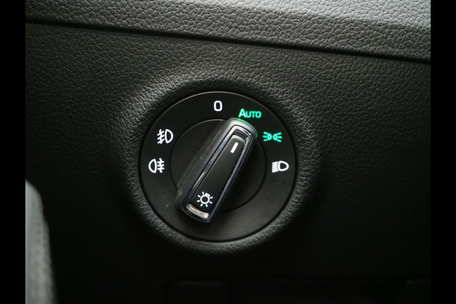 Škoda Superb Combi 1.4 TSI iV Laurin & Klement | Panoramadak | Canton | Trekhaak | Leder | 360 | Keyless | Adaptive Cruise | Carplay