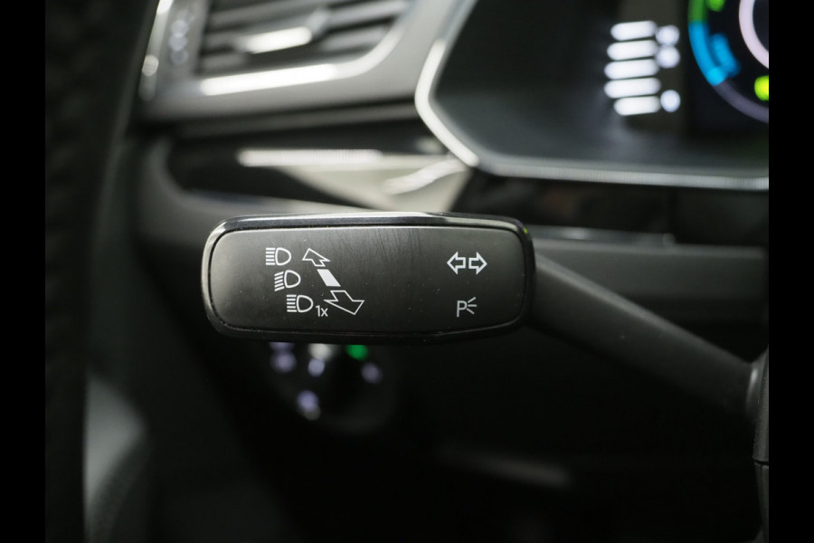 Škoda Superb Combi 1.4 TSI iV Laurin & Klement | Panoramadak | Canton | Trekhaak | Leder | 360 | Keyless | Adaptive Cruise | Carplay