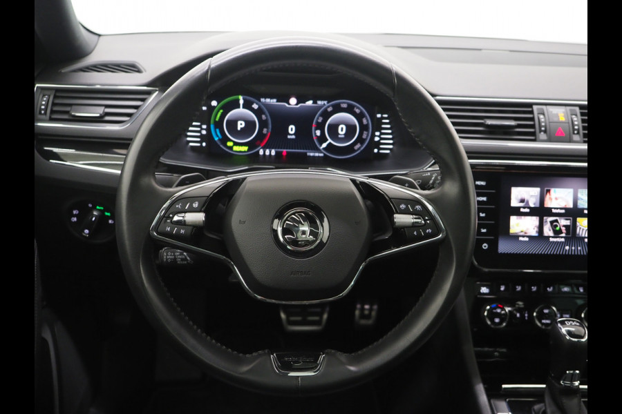 Škoda Superb Combi 1.4 TSI iV Laurin & Klement | Panoramadak | Canton | Trekhaak | Leder | 360 | Keyless | Adaptive Cruise | Carplay