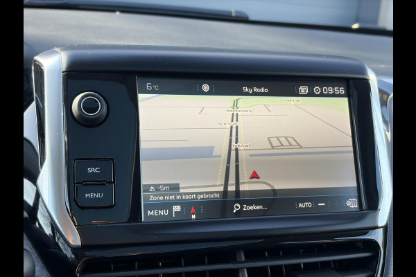 Peugeot 2008 1.2 PureTech Allure 2e Eigenaar,Pano,Navi,Trekhaak,Camera,110pk,Pdc,Clima,Cruise,Halfleder,N.A.P,Dealer Onderhouden,Apple Carplay/Android Auto,Apk tot 12-2026
