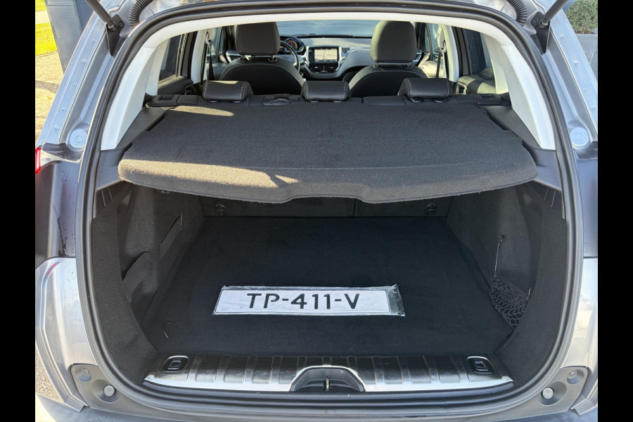 Peugeot 2008 1.2 PureTech Allure 2e Eigenaar,Pano,Navi,Trekhaak,Camera,110pk,Pdc,Clima,Cruise,Halfleder,N.A.P,Dealer Onderhouden,Apple Carplay/Android Auto,Apk tot 12-2026