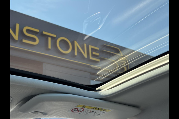 Peugeot 2008 1.2 PureTech Allure 2e Eigenaar,Pano,Navi,Trekhaak,Camera,110pk,Pdc,Clima,Cruise,Halfleder,N.A.P,Dealer Onderhouden,Apple Carplay/Android Auto,Apk tot 12-2026