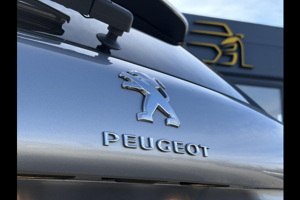 Peugeot 2008 1.2 PureTech Allure 2e Eigenaar,Pano,Navi,Trekhaak,Camera,110pk,Pdc,Clima,Cruise,Halfleder,N.A.P,Dealer Onderhouden,Apple Carplay/Android Auto,Apk tot 12-2026