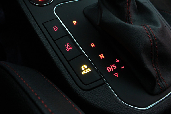 Seat Ibiza 1.0 TSI FR Limited Edition > Automaat/Pano/Camera/Stoelverwarming...