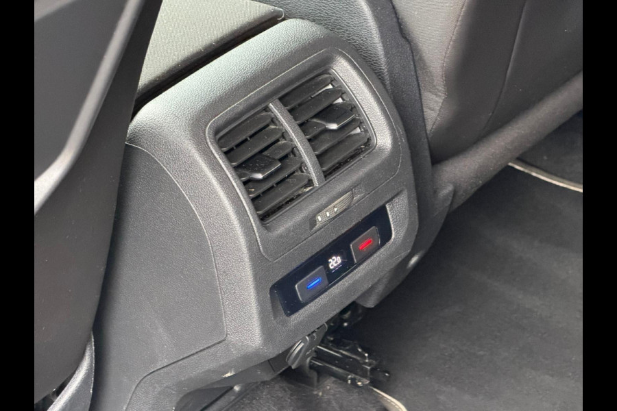 Volkswagen Touran 1.5 TSI Comfortline 7p/carplay