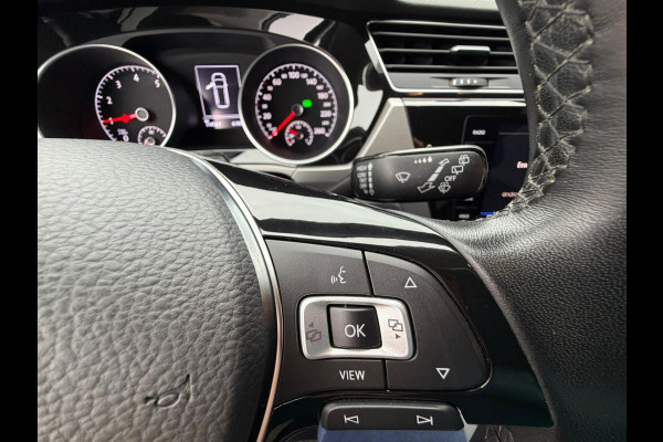 Volkswagen Touran 1.5 TSI Comfortline 7p/carplay