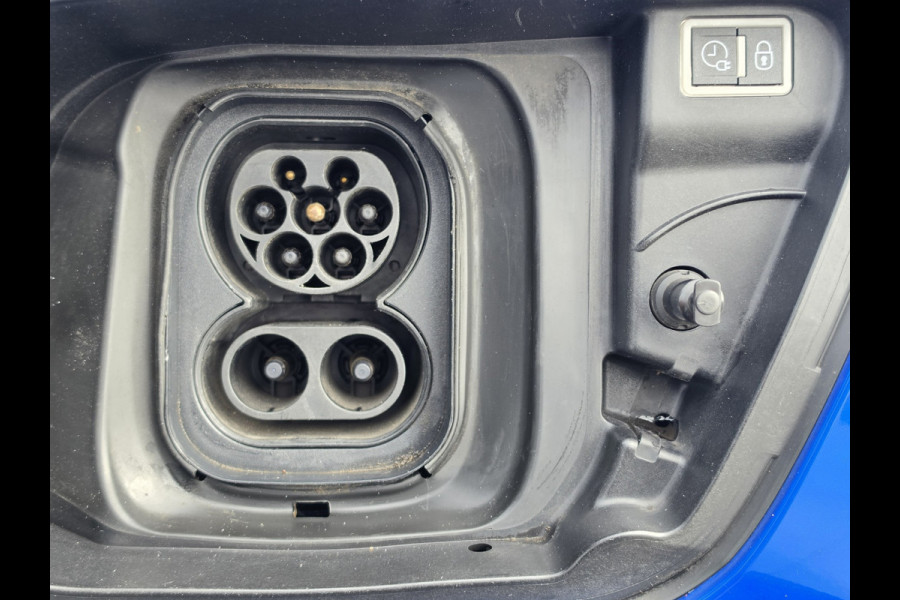 Peugeot e-2008 EV Active 50 kWh 3 Fase Navi Dealer Onderhouden