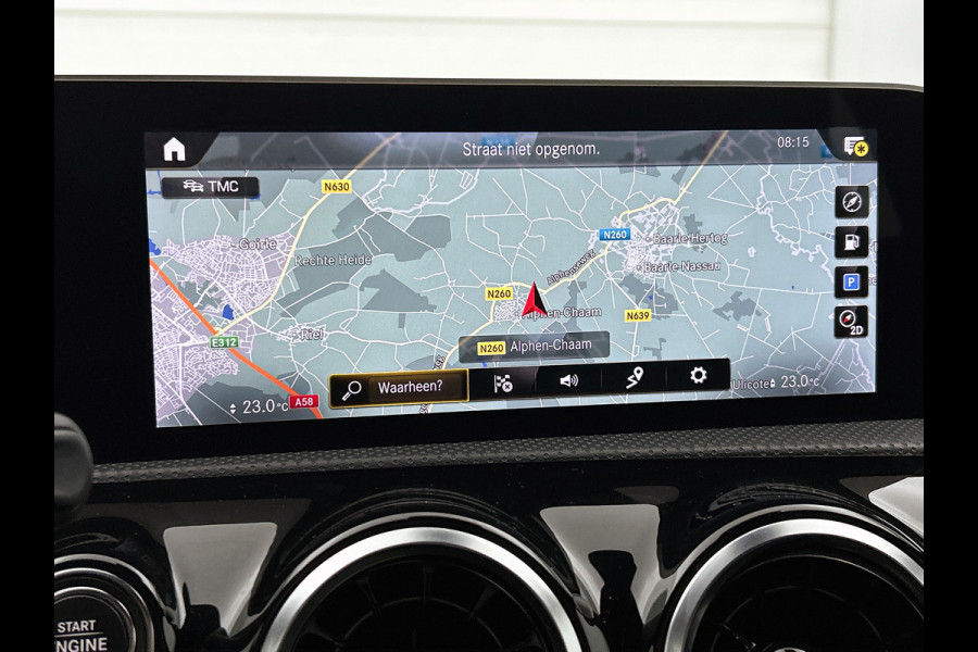 Mercedes-Benz A-Klasse 180 Business Solution AMG(NL auto, Dealer onderhoud, Navi Groot, StoelV, Camera, Carplay, Lane Assit, Etc)