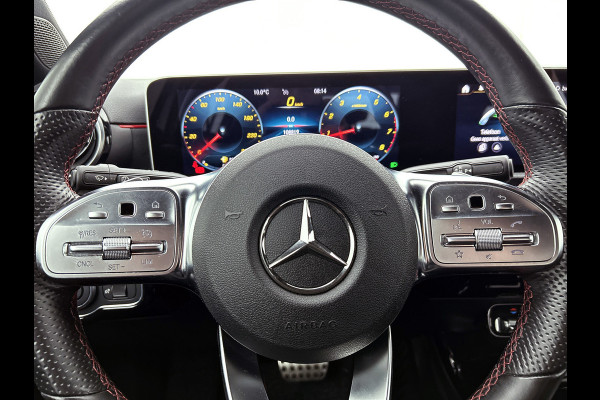 Mercedes-Benz A-Klasse 180 Business Solution AMG(NL auto, Dealer onderhoud, Navi Groot, StoelV, Camera, Carplay, Lane Assit, Etc)