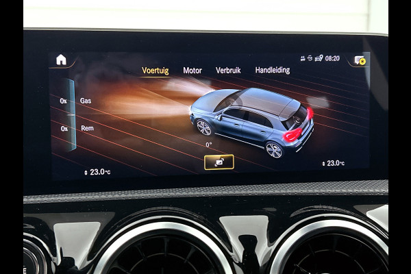 Mercedes-Benz A-Klasse 180 Business Solution AMG(NL auto, Dealer onderhoud, Navi Groot, StoelV, Camera, Carplay, Lane Assit, Etc)