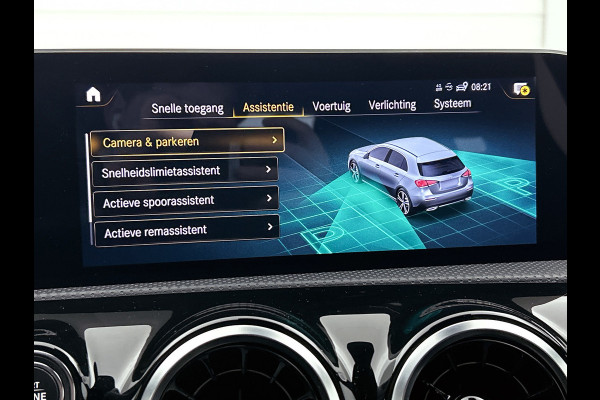 Mercedes-Benz A-Klasse 180 Business Solution AMG(NL auto, Dealer onderhoud, Navi Groot, StoelV, Camera, Carplay, Lane Assit, Etc)