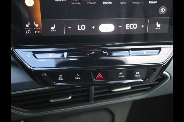 Volkswagen ID.3 First 58 kWh Navi / Climate / Stoelverw / DAB / Trekhaak All season banden
