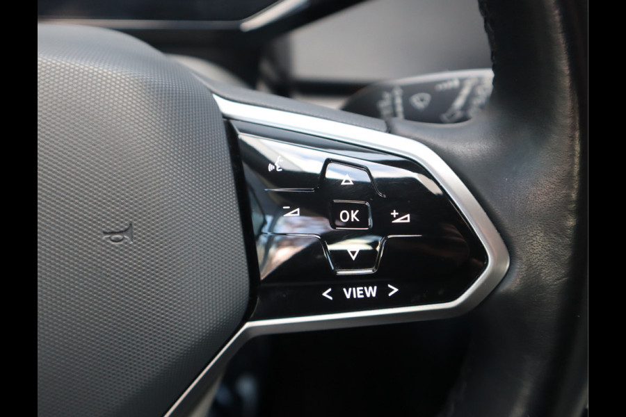 Volkswagen ID.3 First 58 kWh Navi / Climate / Stoelverw / DAB / Trekhaak All season banden