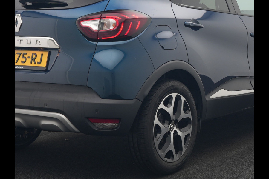 Renault Captur 1.2 TCe Intens Automaat 120pk | Trekhaak | Camera | LED Koplampen | Stoelverwarming | Keyless | Cruise Control | Navigatie | DAB |