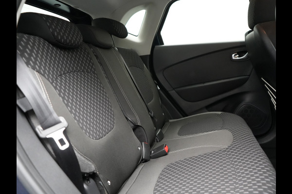 Renault Captur 1.2 TCe Intens Automaat 120pk | Trekhaak | Camera | LED Koplampen | Stoelverwarming | Keyless | Cruise Control | Navigatie | DAB |