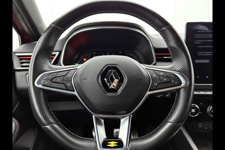 Renault Clio 1.0 TCe R.S. Line (NL-auto, Goed OndH, Navi, 360 Camera, Trekhaak, PDC V+A, StoelV, Climate Con, Cruise Con, Etc)