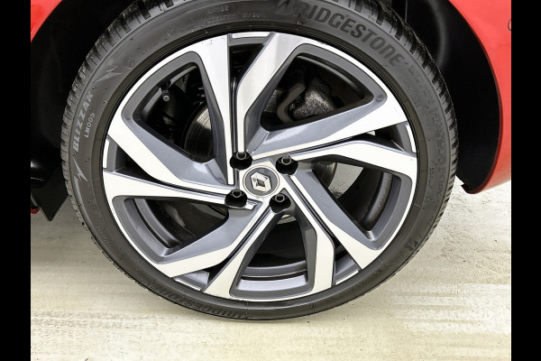Renault Clio 1.0 TCe R.S. Line (NL-auto, Goed OndH, Navi, 360 Camera, Trekhaak, PDC V+A, StoelV, Climate Con, Cruise Con, Etc)