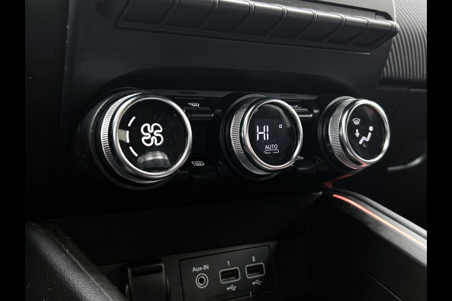 Renault Clio 1.0 TCe R.S. Line (NL-auto, Goed OndH, Navi, 360 Camera, Trekhaak, PDC V+A, StoelV, Climate Con, Cruise Con, Etc)