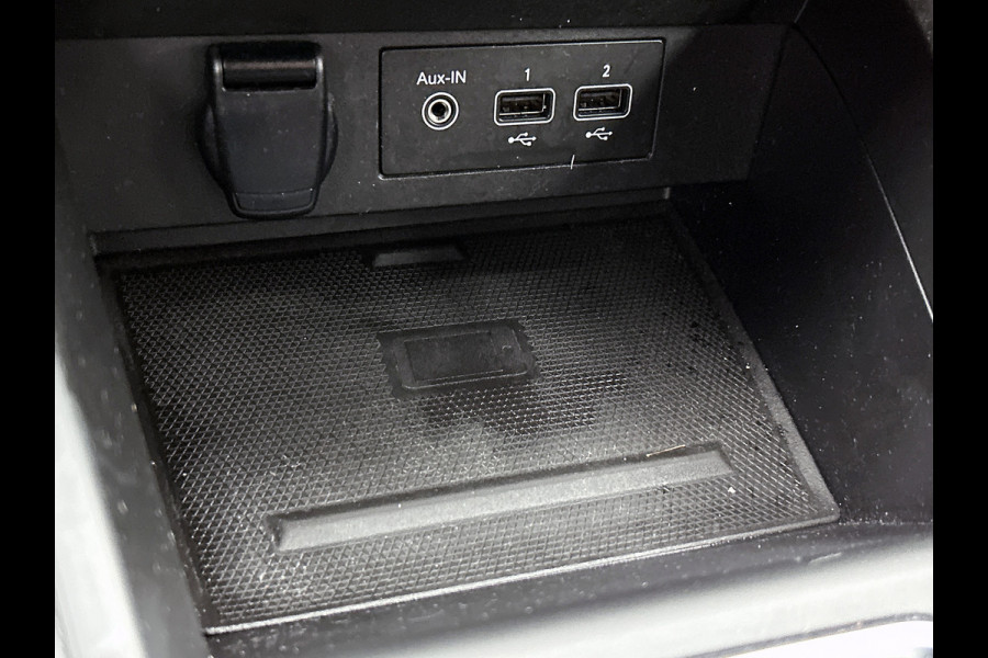 Renault Clio 1.0 TCe R.S. Line (NL-auto, Goed OndH, Navi, 360 Camera, Trekhaak, PDC V+A, StoelV, Climate Con, Cruise Con, Etc)