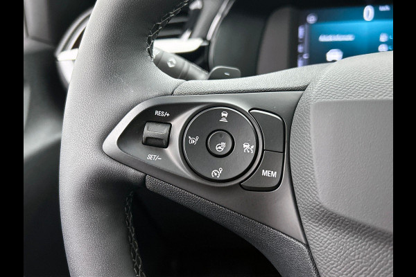 Opel Corsa 1.2 Turbo 136pk Hybrid Automaat GS | Navigatie | Apple Carplay/Android Auto | Digitale Cockpit | Camera Parkeer sensoren | Airco | Lichtmetalen Velgen | Adaptive Cruise Control
