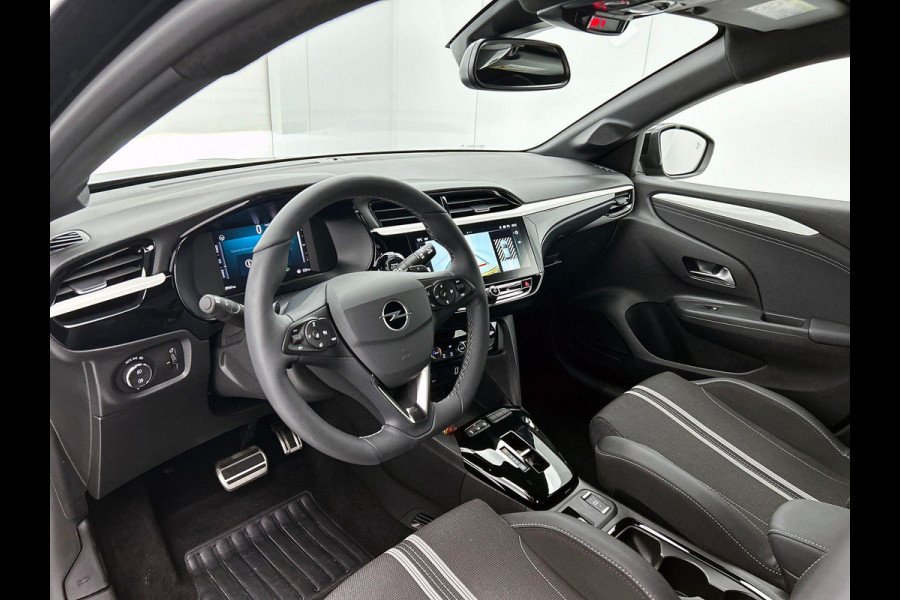 Opel Corsa 1.2 Turbo 136pk Hybrid Automaat GS | Navigatie | Apple Carplay/Android Auto | Digitale Cockpit | Camera Parkeer sensoren | Airco | Lichtmetalen Velgen | Adaptive Cruise Control