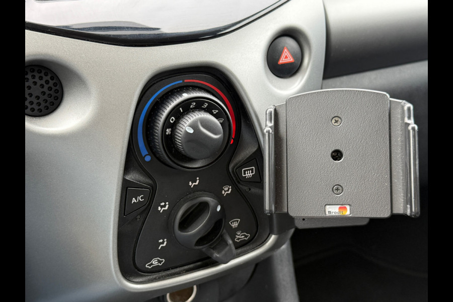 Toyota Aygo 1.0 VVT-i x-play |Camera|Carplay|Airco