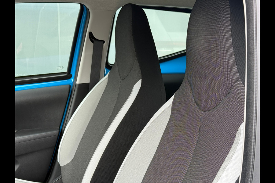 Toyota Aygo 1.0 VVT-i x-play |Camera|Carplay|Airco