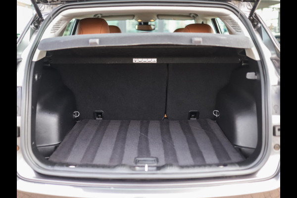 Jeep Compass 1.4 MultiAir Night Eagle | Camera | Leder | Cruise Control | Stoelverw. | Trekhaak | Navi