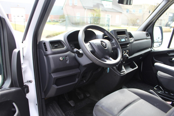Renault Master T35 2.3 dCi 135PK Euro6 L2H2 ✓ imperiaal  ✓ trekhaak  ✓ airco