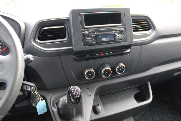 Renault Master T35 2.3 dCi 135PK Euro6 L2H2 ✓ imperiaal  ✓ trekhaak  ✓ airco