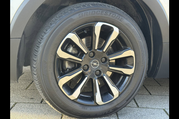 Opel Crossland 1.2 Turbo Business Elegance - Navigatie / Apple CarPlay I Airco I LED I PDC I Sport velgen I Dealer onderhouden