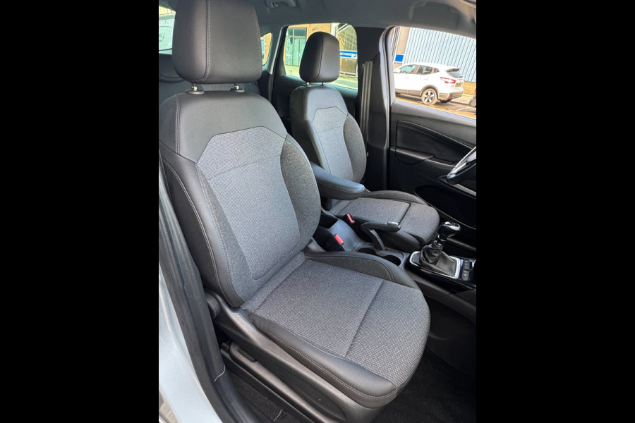 Opel Crossland 1.2 Turbo Business Elegance - Navigatie / Apple CarPlay I Airco I LED I PDC I Sport velgen I Dealer onderhouden