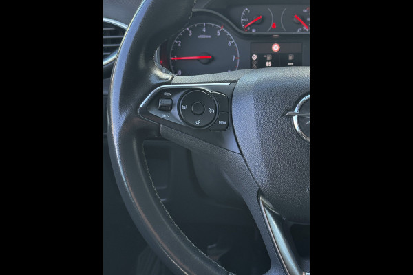 Opel Crossland 1.2 Turbo Business Elegance - Navigatie / Apple CarPlay I Airco I LED I PDC I Sport velgen I Dealer onderhouden