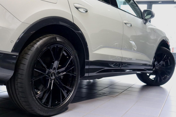 Audi Q3 Sportback 45 TFSI Quattro Pro Line S|Dew silver met.|CAM