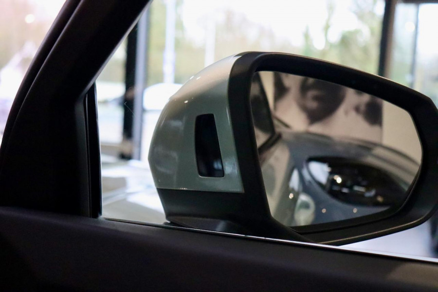 Audi Q3 Sportback 45 TFSI Quattro Pro Line S|Dew silver met.|CAM