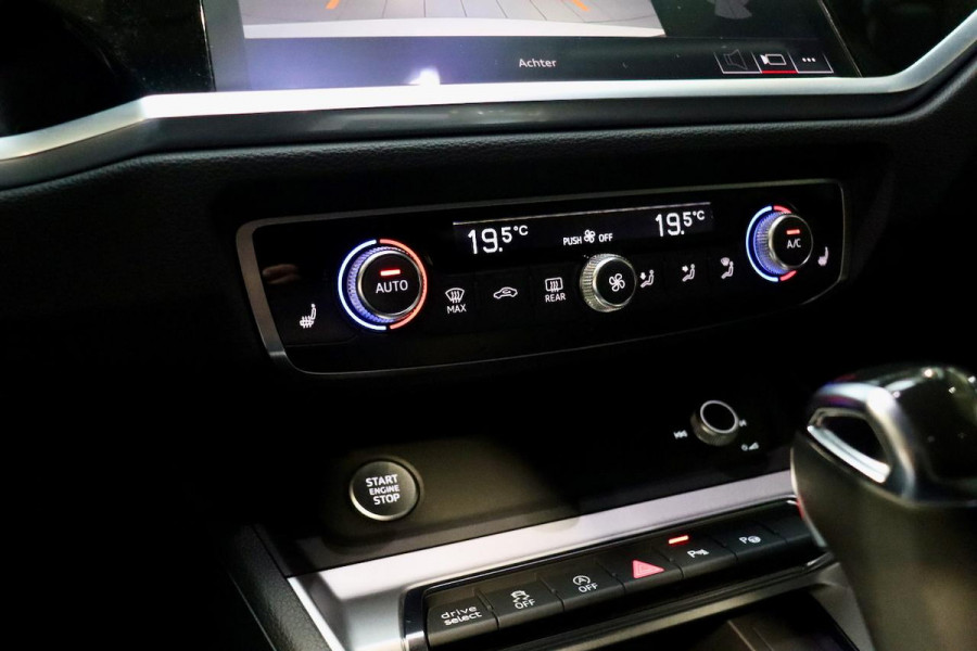 Audi Q3 Sportback 45 TFSI Quattro Pro Line S|Dew silver met.|CAM