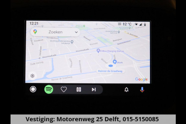 Toyota Yaris 1.5 Hybrid 115 BUSINESS BLACK GARANTIE TOT 7-2032 CARPLAY NAVIGATIE. CAMERA. ADAPTIEVE CRUISE. STUUR/STOELVERW.