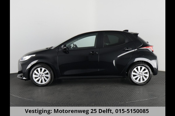 Toyota Yaris 1.5 Hybrid 115 BUSINESS BLACK GARANTIE TOT 7-2032 CARPLAY NAVIGATIE. CAMERA. ADAPTIEVE CRUISE. STUUR/STOELVERW.