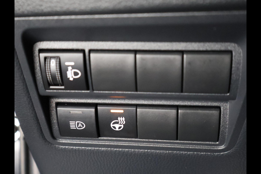 Toyota Yaris 1.5 Hybrid 115 BUSINESS BLACK GARANTIE TOT 7-2032 CARPLAY NAVIGATIE. CAMERA. ADAPTIEVE CRUISE. STUUR/STOELVERW.