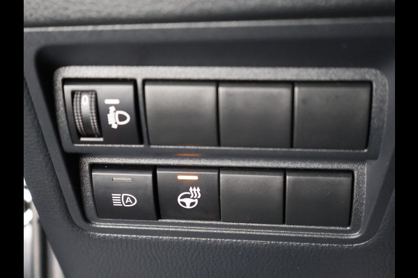 Toyota Yaris 1.5 Hybrid 115 BUSINESS BLACK GARANTIE TOT 7-2032 CARPLAY NAVIGATIE. CAMERA. ADAPTIEVE CRUISE. STUUR/STOELVERW.