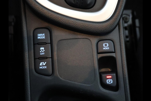 Toyota Yaris 1.5 Hybrid 115 BUSINESS BLACK GARANTIE TOT 7-2032 CARPLAY NAVIGATIE. CAMERA. ADAPTIEVE CRUISE. STUUR/STOELVERW.