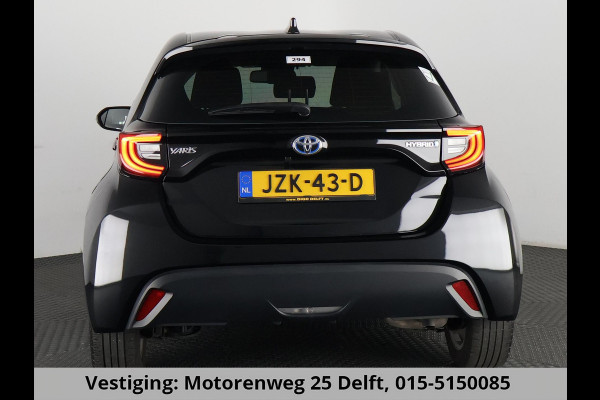 Toyota Yaris 1.5 Hybrid 115 BUSINESS BLACK GARANTIE TOT 7-2032 CARPLAY NAVIGATIE. CAMERA. ADAPTIEVE CRUISE. STUUR/STOELVERW.