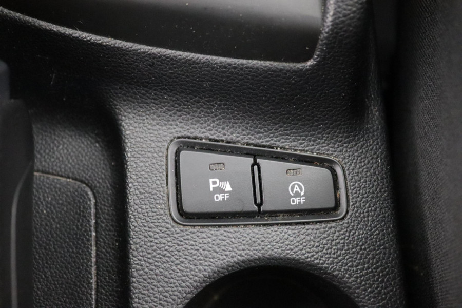 Hyundai i20 1.0 T-GDI AUTOMAAT NAVIGATIE ***AANBIEDING VAN 2019 !!**CAMERA.PDC.CLIMA.CRUISE.